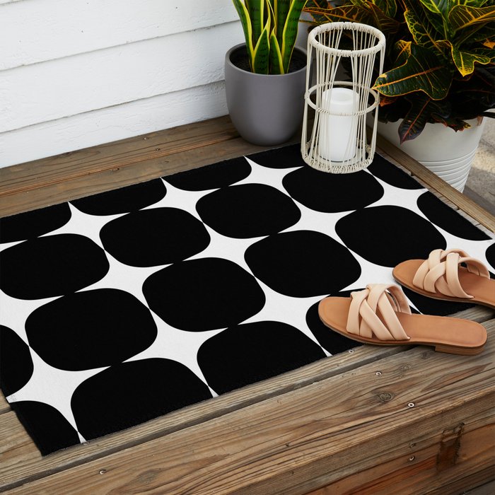 Retro '50s Shapes in Black and White Outdoor Rug Gallery Image 2