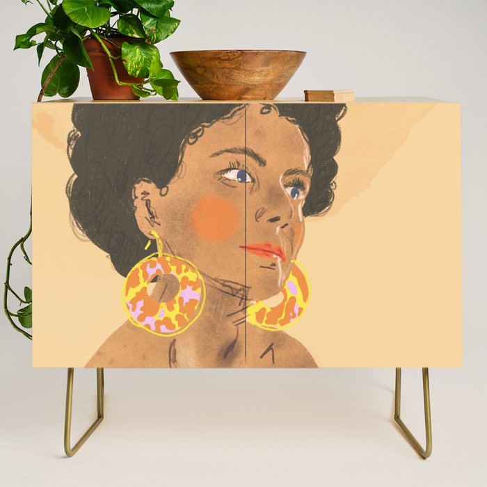 Natural beauty Credenza Gallery Image 1