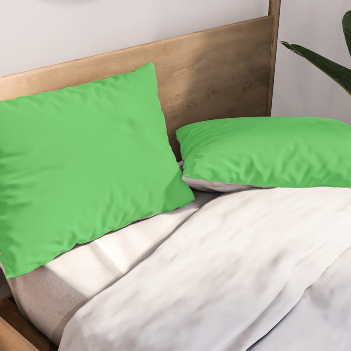 Solid Bright Kelly Green Color Pillow Sham Gallery Image 2