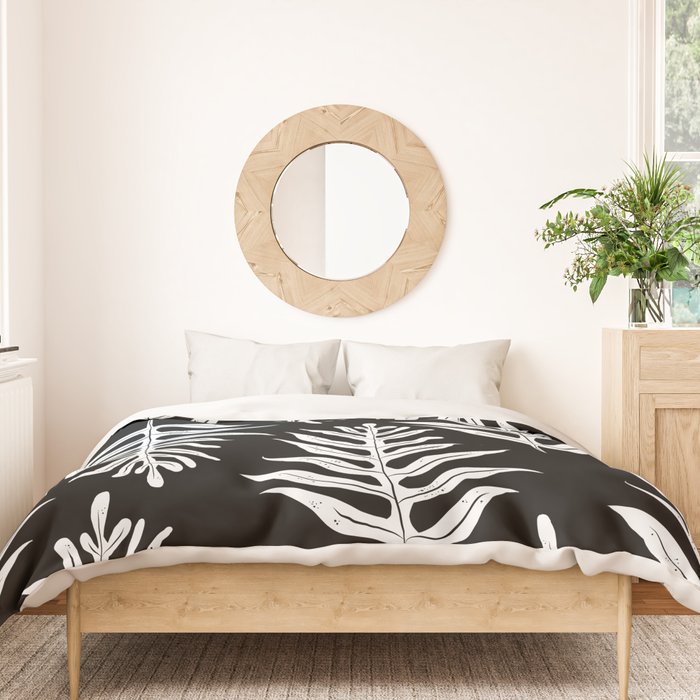 Modern Tropical Lau'ae -Monarch Fern Pattern on Black Duvet Cover Gallery Image 3