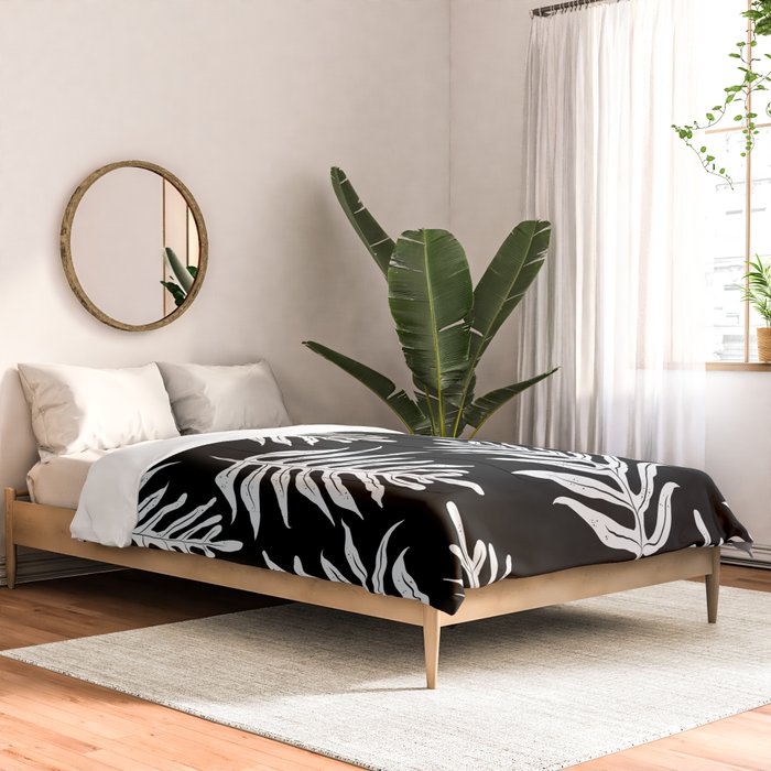 Modern Tropical Lau'ae -Monarch Fern Pattern on Black Comforter Gallery Image 2