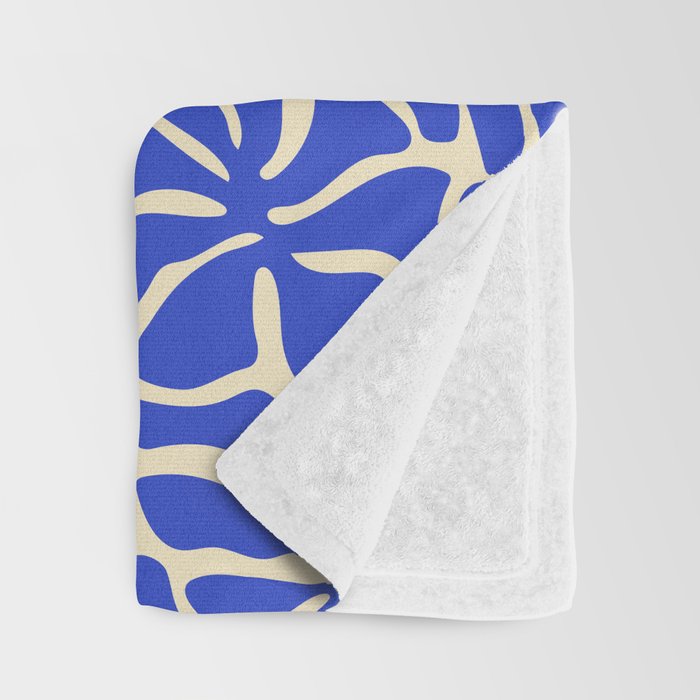 Abstract blue flower pattern Throw Blanket Gallery Image 3