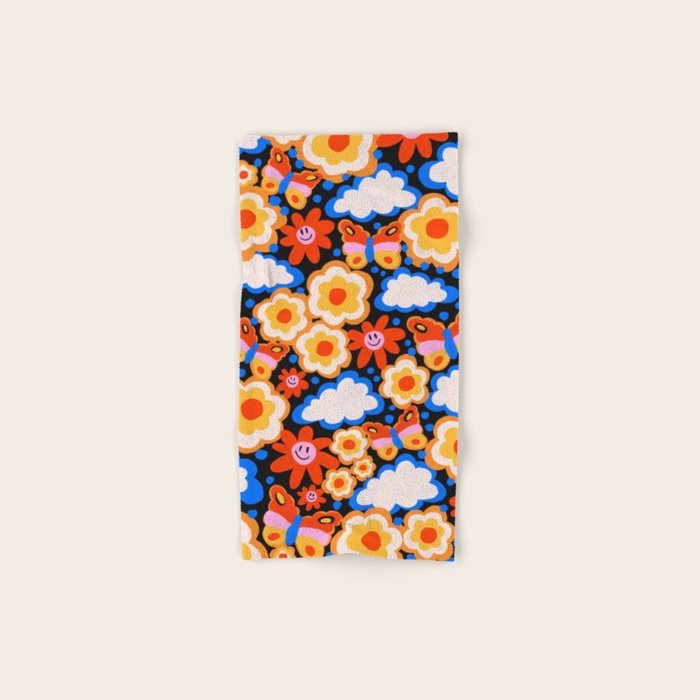 Dreaming Bath Towel Gallery Image 1