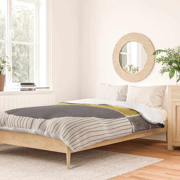 In Reverse #2 Duvet Cover Gallery Image 2