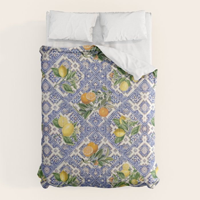 Mediterranean blue ceramic tiles, citrus fruit, lemons and oranges Comforter Gallery Image 1