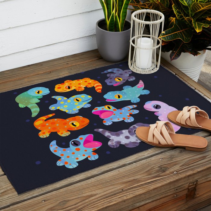 Tokay gecko - dark Outdoor Rug Gallery Image 2