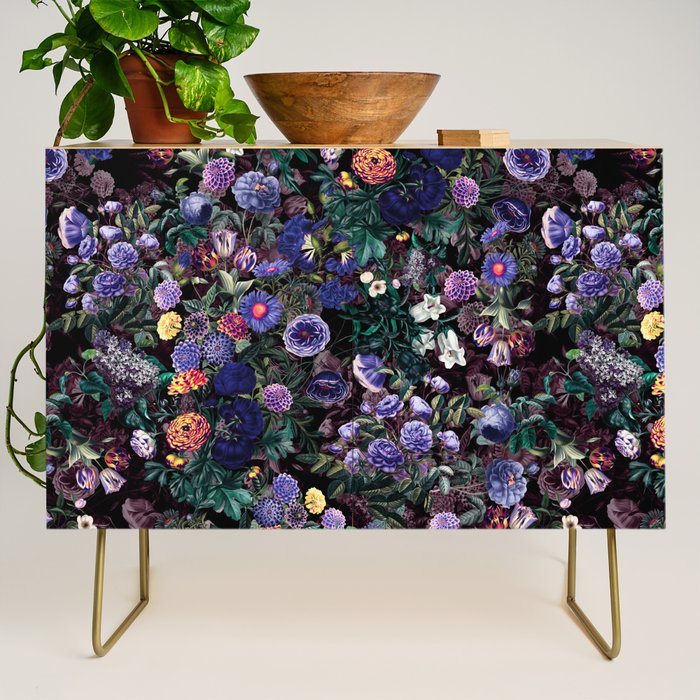 Lothlórien Credenza Gallery Image 1