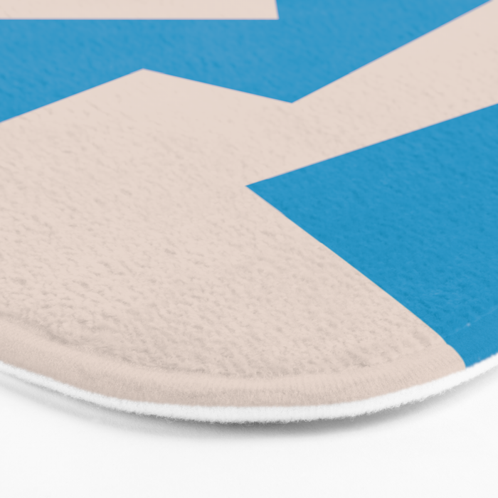 Minimalist 60 Bath Mat Gallery Image 3