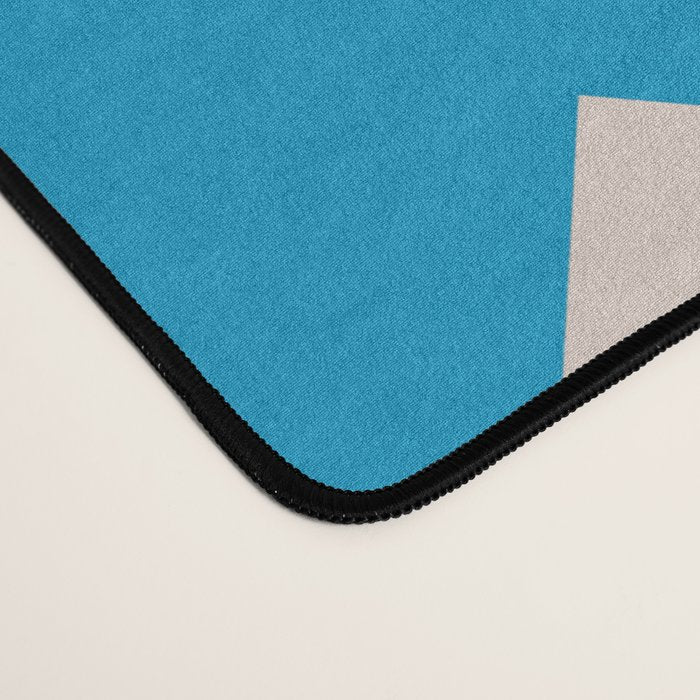 Minimalist 60 Desk Mat Gallery Image 4
