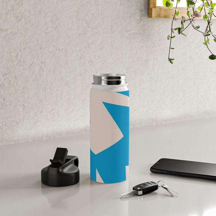 Minimalist 60 Water Bottle Gallery Image 4