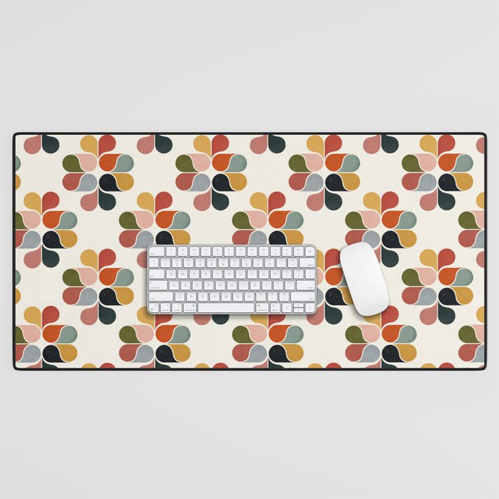 Retro geometry pattern Desk Mat Gallery Image 1