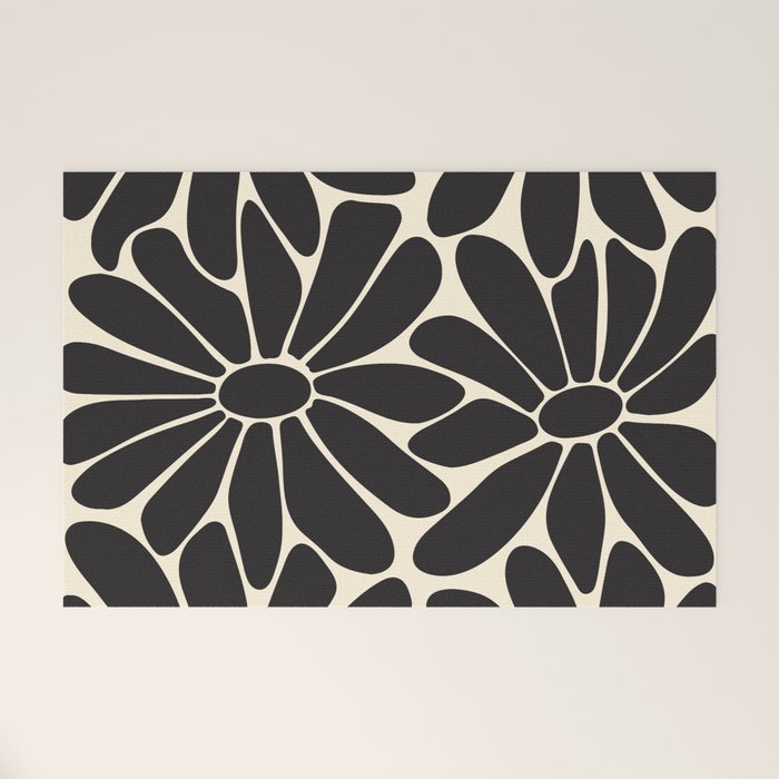Big Daisy - Groovy Flower - Black & White Welcome Mat Gallery Image 1