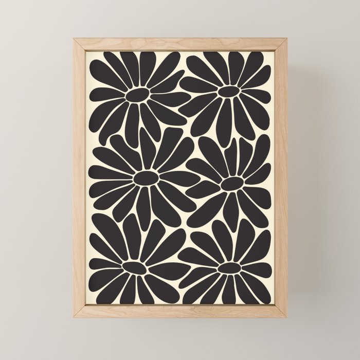 Big Daisy - Groovy Flower - Black & White Mini Art Print Gallery Image 1