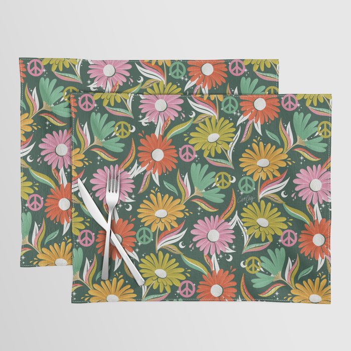 Drippy Daisy Dreamscape - Rainbow on Kelly Green Placemat Gallery Image 1