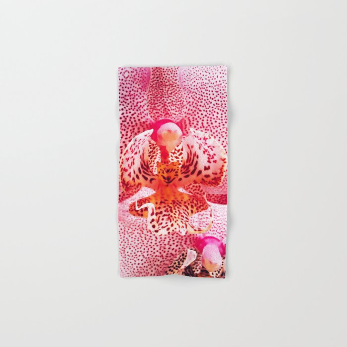 Close up Orchid 37 Bath Towel Gallery Image 1