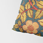William Morris "Rose Wreath" Pillow Sham Gallery Image 4