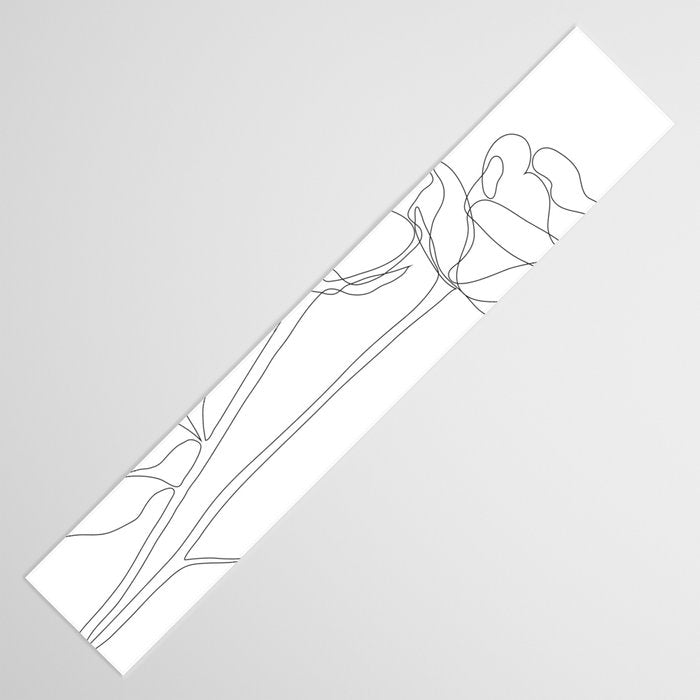 Two Minimal Roses Table Runner Gallery Image 3