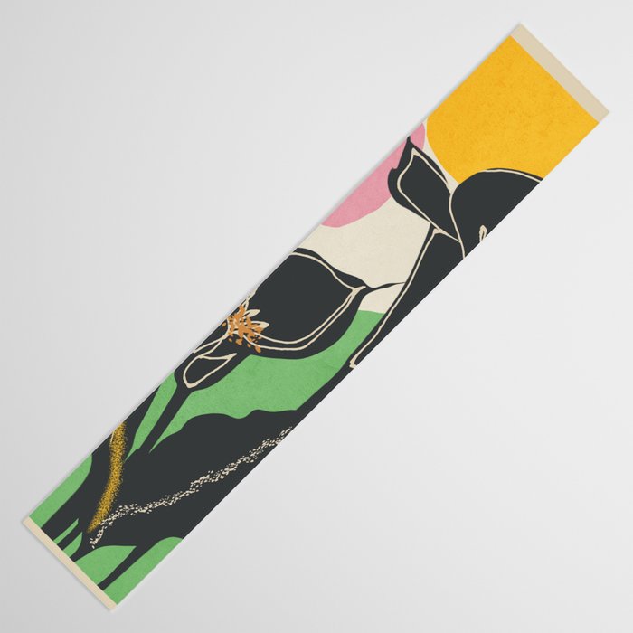 Modern Calla Harmony Table Runner Gallery Image 3