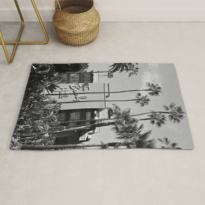 Beverly Hills Hotel, California black and white photograph / black and white photography Rug Gallery Image 1