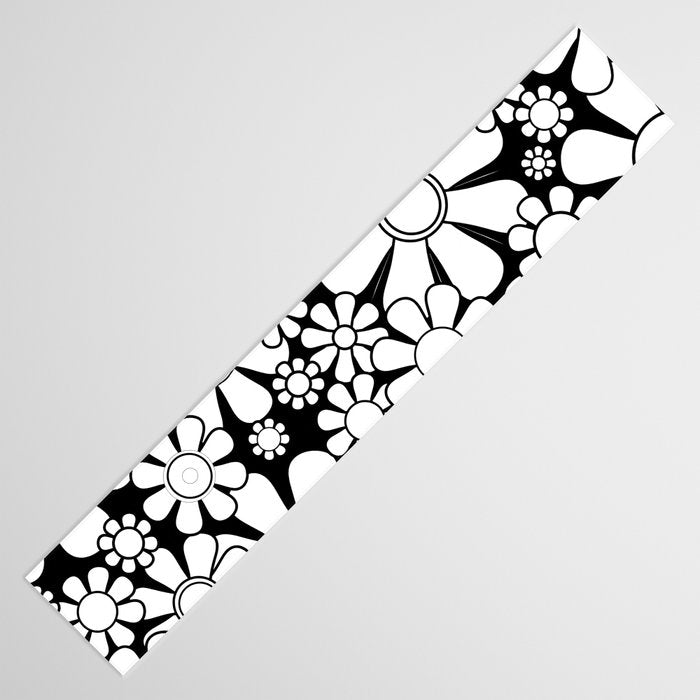Black and White Retro Garden 60s 70s Flower Pattern Table Runner Gallery Image 3