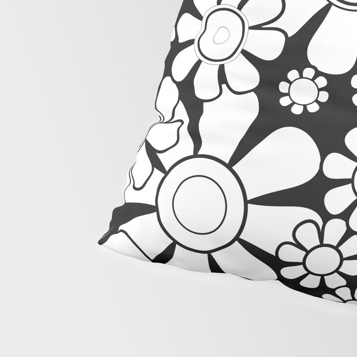 Black and White Retro Garden 60s 70s Flower Pattern Pillow Sham Gallery Image 4