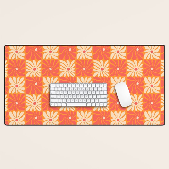 Retro checkered flower art pattern Desk Mat Gallery Image 1