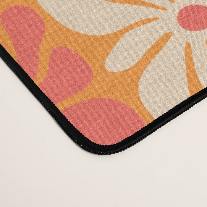 Retro checkered flower art pattern Desk Mat Gallery Image 4
