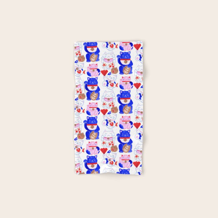 Maneki Neko Lucky Cats Bath Towel Gallery Image 1