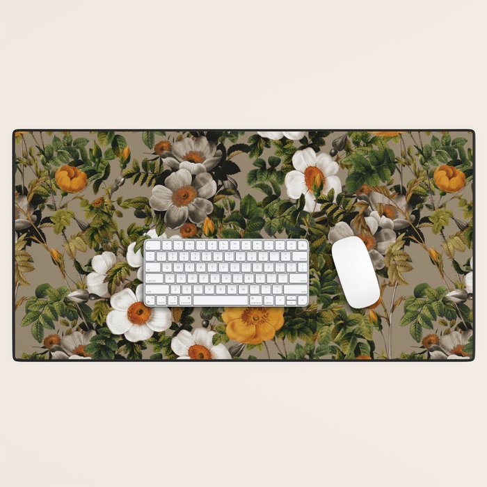Daisy Garden Desk Mat Gallery Image 1