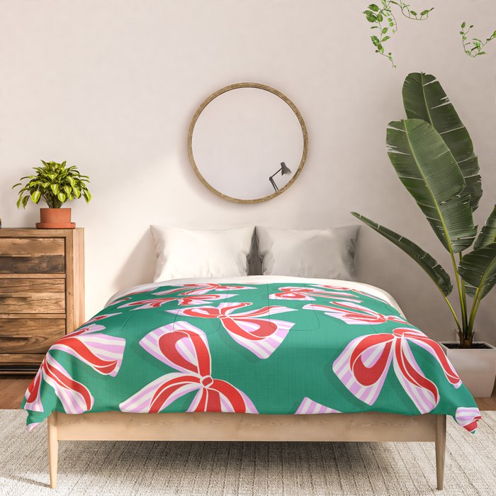 Retro Kitsch Christmas Ribbons on Stripy Bows - Red and Green Comforter Gallery Image 3