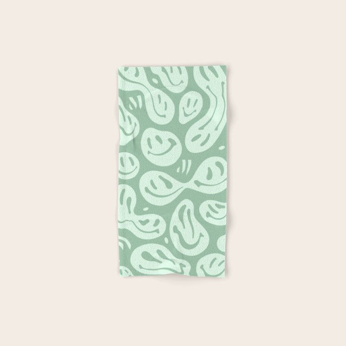 Minty Fresh Melted Happiness Bath Towel Gallery Image 1