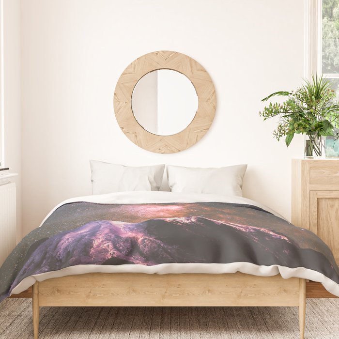 Mount Rainier Under Shooting Stars Duvet Cover Gallery Image 3