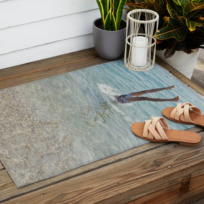 Handstand Outdoor Rug Gallery Image 2