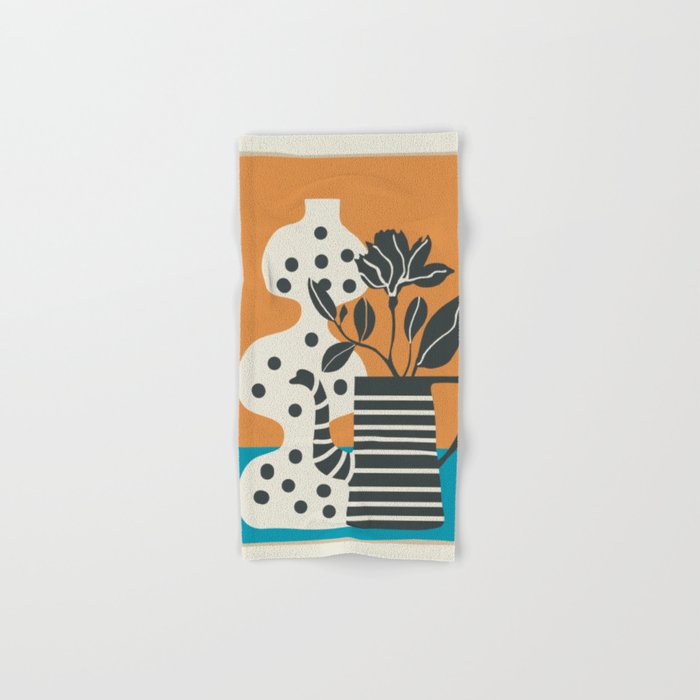 Teapot Garden 6 Bath Towel Gallery Image 1
