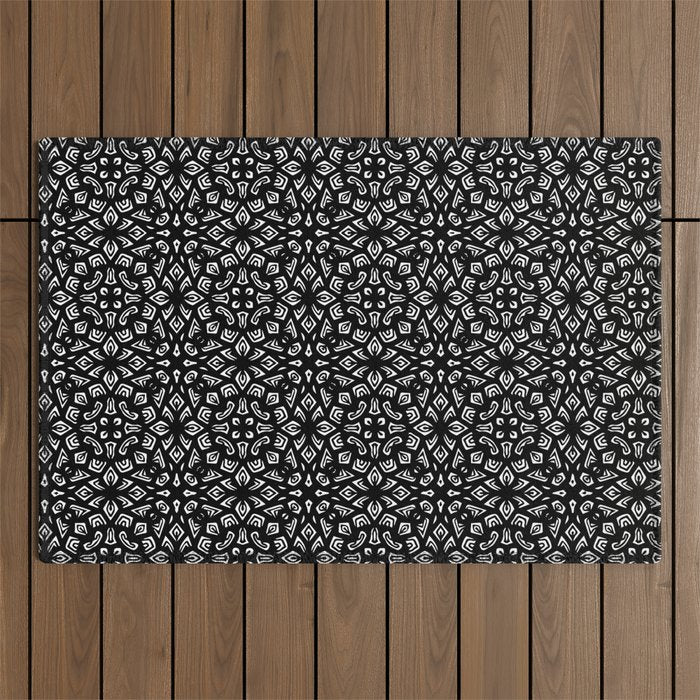 Black and White Mandala Pattern Outdoor Rug Gallery Image 1