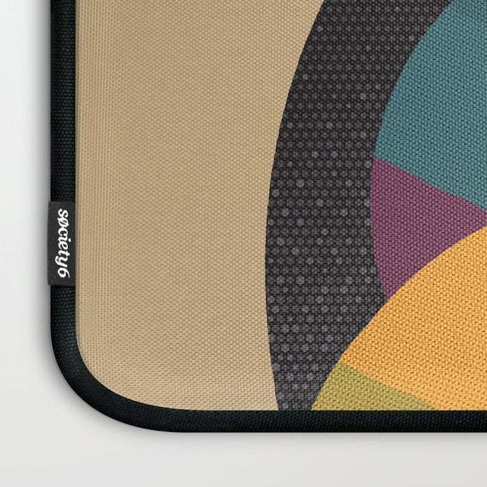 Giant Panda Laptop Sleeve Gallery Image 3