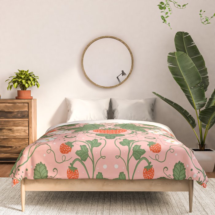 Strawberry Picnic Pattern with Gingham Border Comforter Gallery Image 3