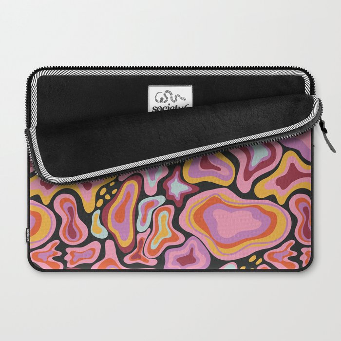 Splish splash pink Laptop Sleeve Gallery Image 2