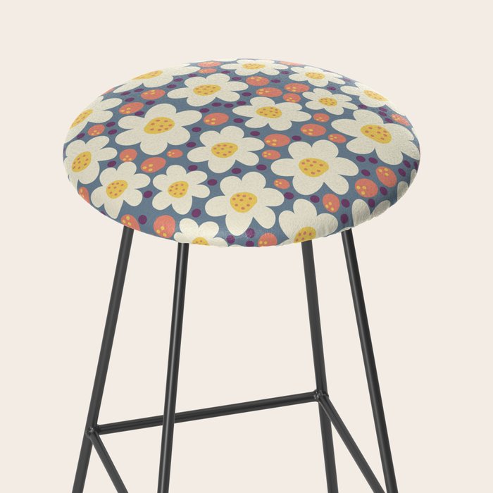 Aliciaâs Meadow Stool Gallery Image 2