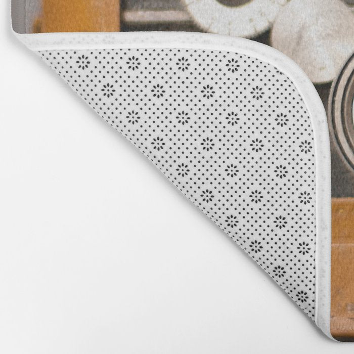 Vintage Argus Bath Mat Gallery Image 2