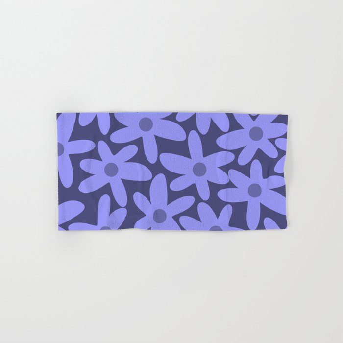 Daisy Time Retro Floral Pattern in Periwinkle Purple Bath Towel Gallery Image 1
