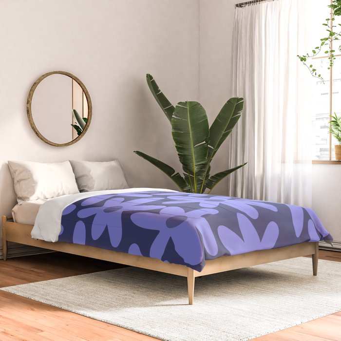 Daisy Time Retro Floral Pattern in Periwinkle Purple Comforter Gallery Image 2