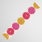 Retro Summer Daisies VII Table Runner Gallery Image 3