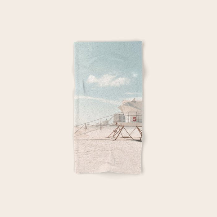 Lifeguard Tower California Beach Bath Towel Gallery Image 1