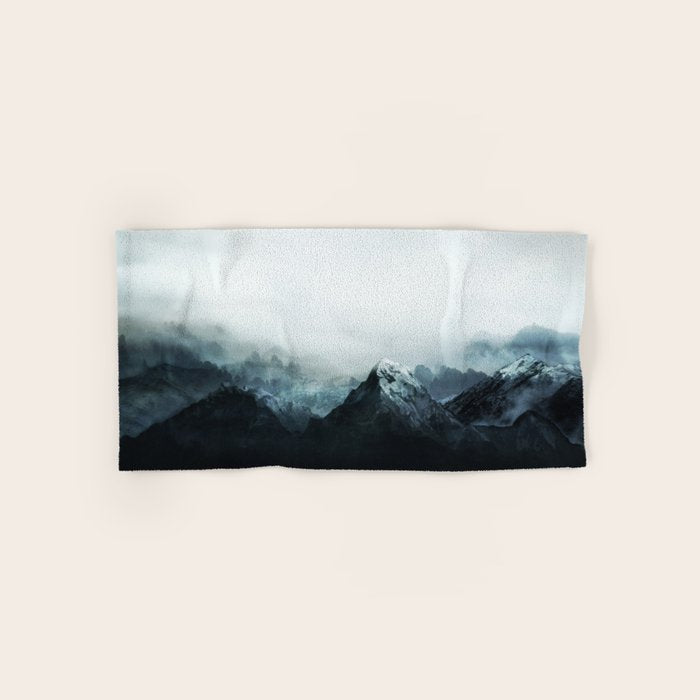 Mountain Peaks Bath Towel Gallery Image 1