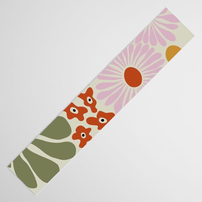 Vintage Floral Dreamscape Table Runner Gallery Image 3