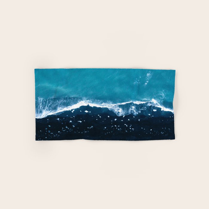 Sea 12 Bath Towel Gallery Image 1