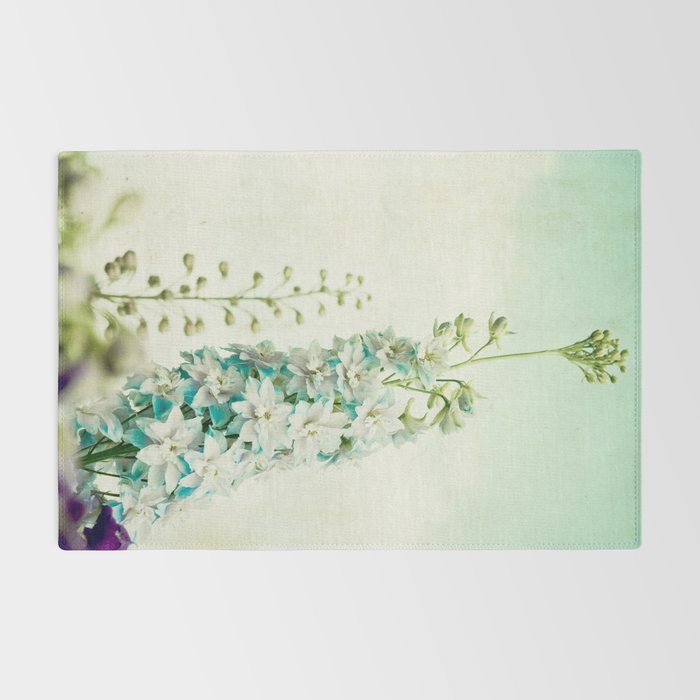Vintage Blues Rug Gallery Image 2