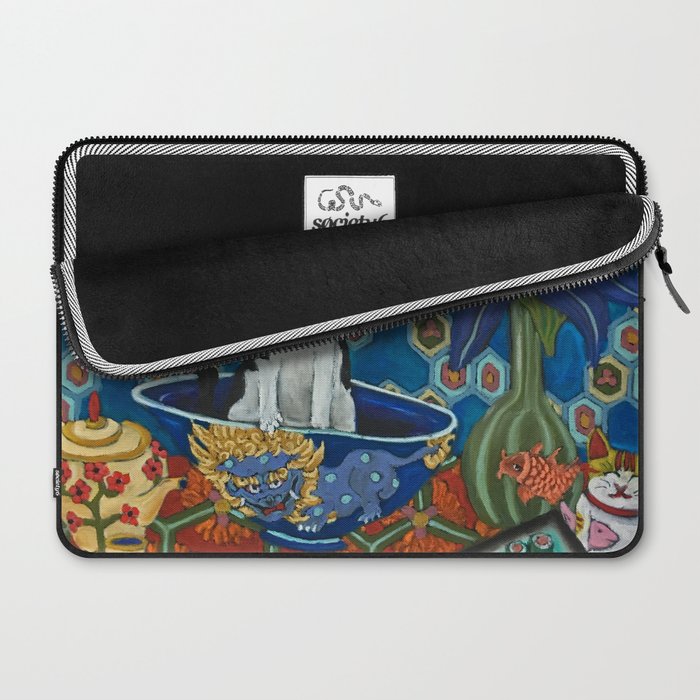 Beckoning Cat Laptop Sleeve Gallery Image 2