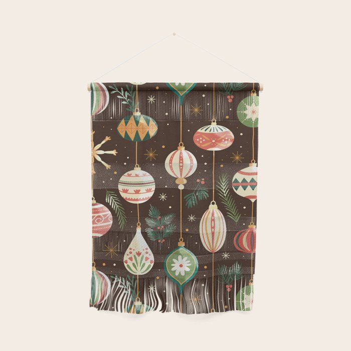 Classic Holiday Decor Delight Wall Hanging Gallery Image 1